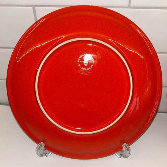 Festive Red Christmas Tree Plates - Picture 6 of 11